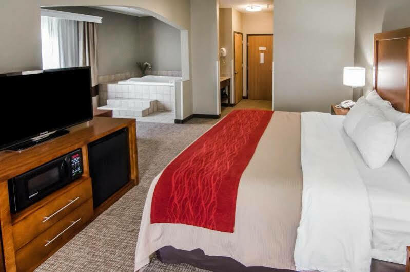 Comfort Inn & Suites Pittsburg Exteriér fotografie