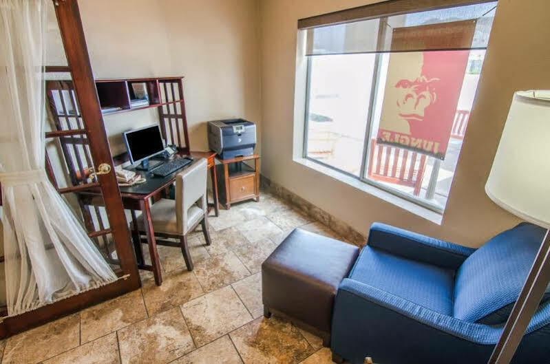 Comfort Inn & Suites Pittsburg Exteriér fotografie